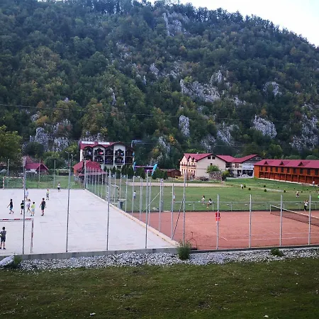 Hotel Carpathia-3