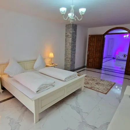 Casa Avram-2