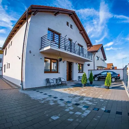 Five House-3