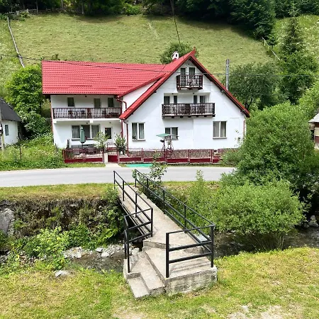 Căsuța de lângă pădure-3