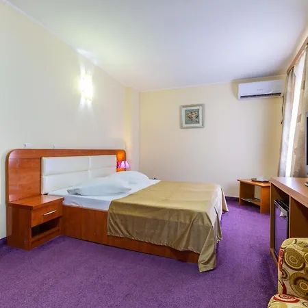 Hotel Amphitryon-2