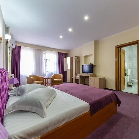 Hotel Amphitryon-3