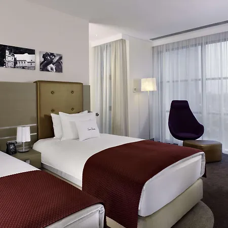 Doubletree By Hilton Oradea-3