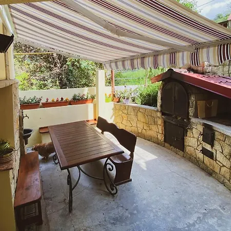 Casa Cu Vitralii-3