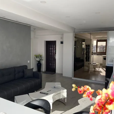 Luxury Two Room Apartment Residence Militari M3-2