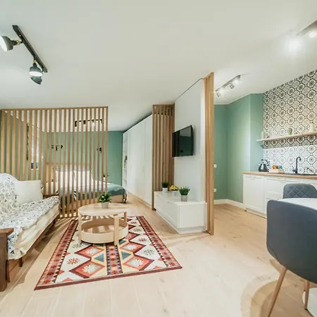 Academy Home-3