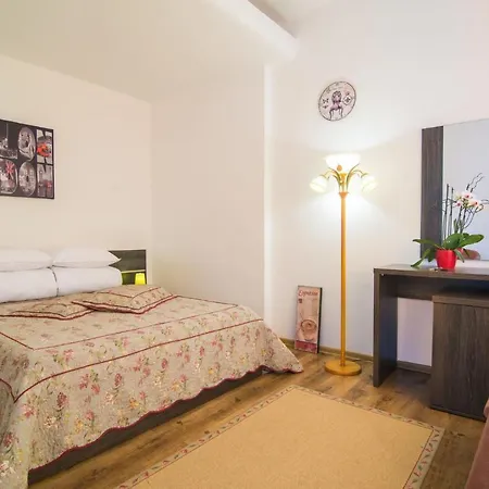 Cabana Stejarul-3