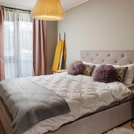 Warm Amber Suites Brasov-2