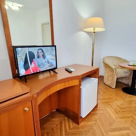 Hotel Astoria-3