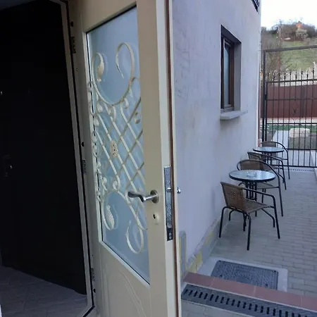 Casa Nady & Luck-2