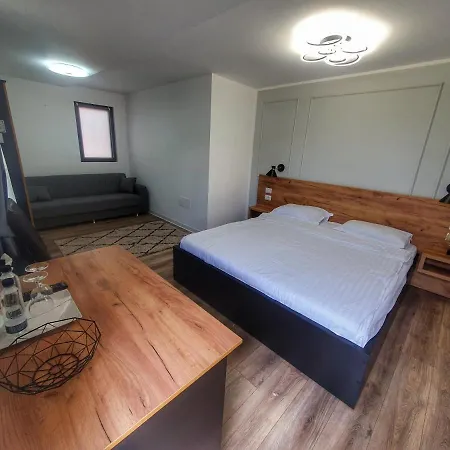 Vily Luxury Rooms-2