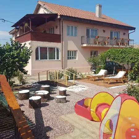 Vila Monica-3