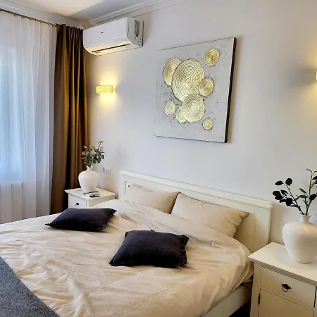 Double Room - House Of Chess-2