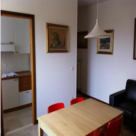 Garsoniera In Morilor Etaj 1-2