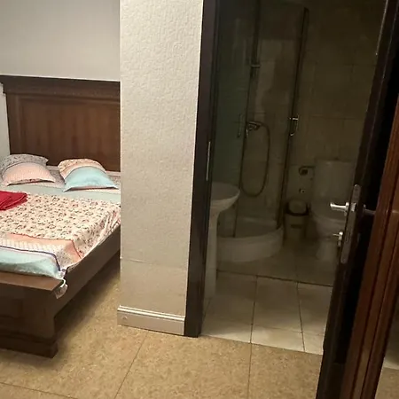 Crina Cris House-3