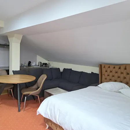 Casa Livia Pp Aparthotel-3