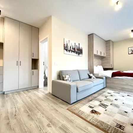 Schiller Flats 2-3