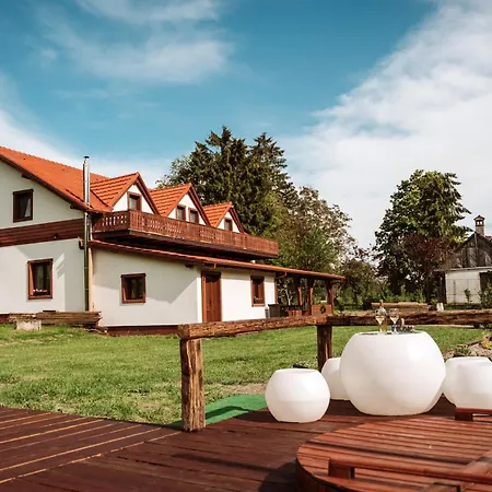 Casa cu Prispa-2