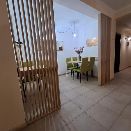 Alexander House-2