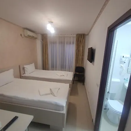 Hotel Marina 2-2
