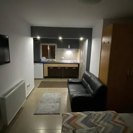 Valivillas Studio & Apartaments-2