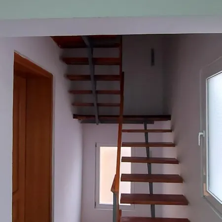 Antic House-2