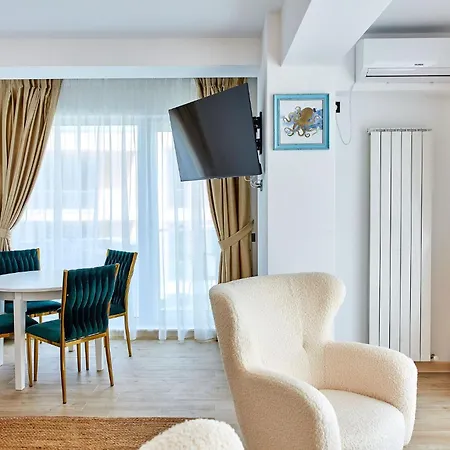 Apartamente By Alz Infinity-3
