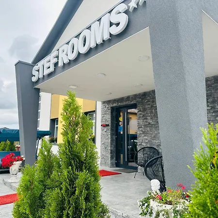Stef Rooms-3