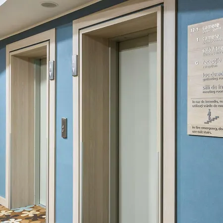 Hampton By Hilton Iasi-2