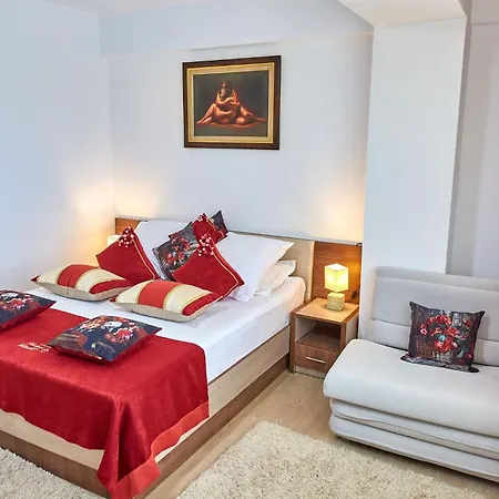 Aparthotel Ella Boutik Cytadell-2
