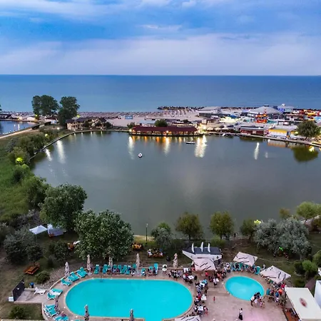 Complex Tismana 3* All Inclusive-3