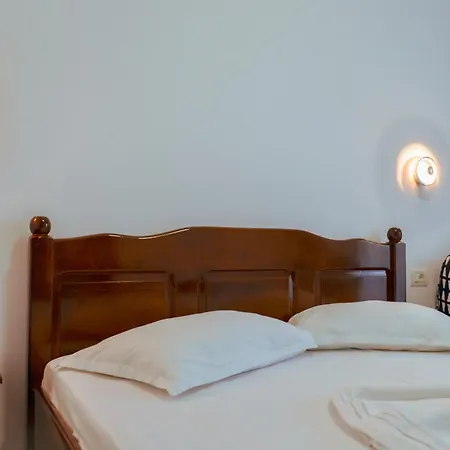 Romsil Guesthouse-2