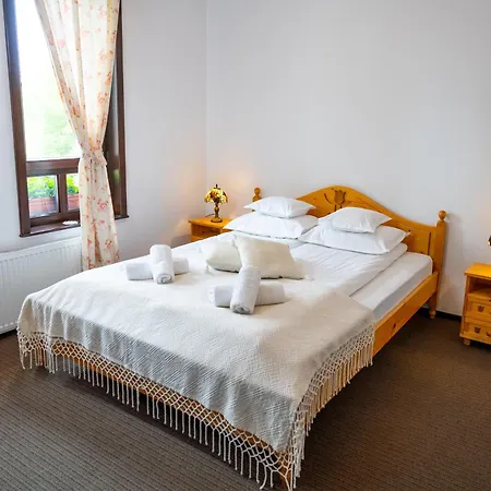 White Dove Pension-2