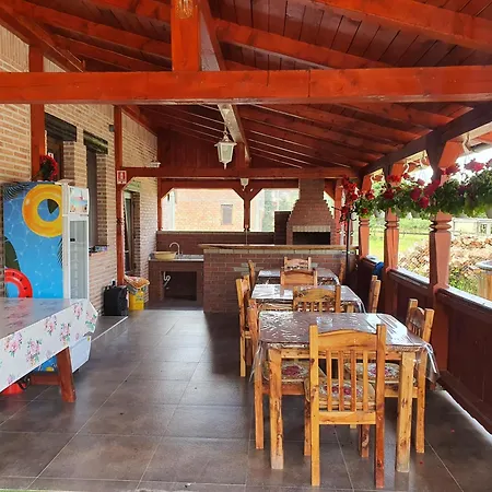 Casa Old Brick-3