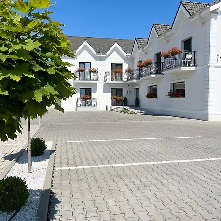 Krystal Boutique Mansion-2