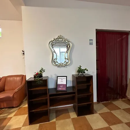 Casa Cu Flori Corbu-3