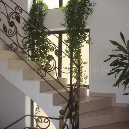 Villa Edera Residence - Gazda Profesionista-3