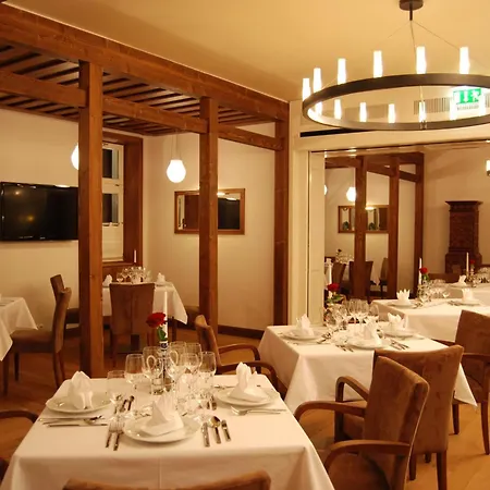 Hotel Pacsirta-2