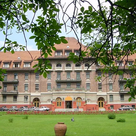 Hotel Triumf-2
