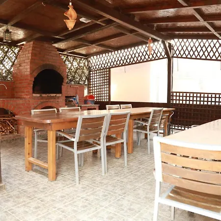 Casa Robert si Razvan-3