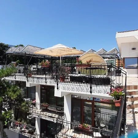 Vila pe plaja nr 9-3