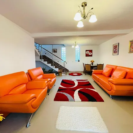 Pensiunea Casa Mădă-2