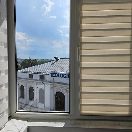 Private Room At Ceausescu'S Place In Old City Unirii Square-2