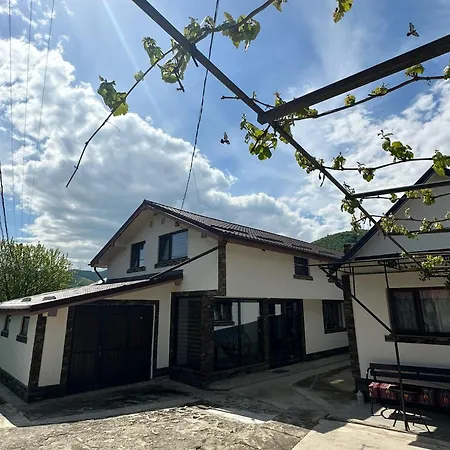 Casa Tudor-2
