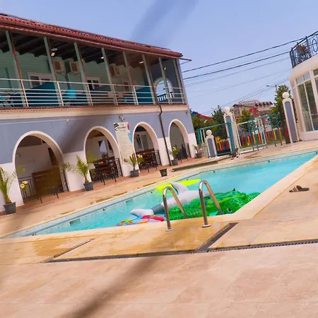 Hotel Km 0-2