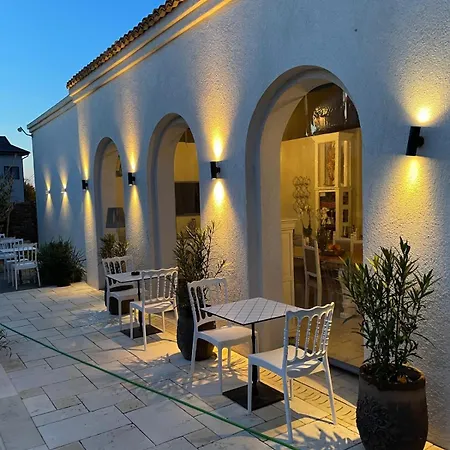 Elia Vama Veche (Adults Only)-3
