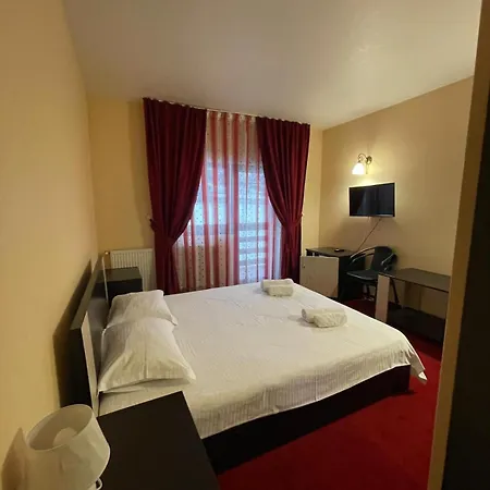 Hotel River-3