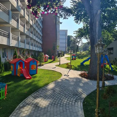 Spring Holiday Resort-2