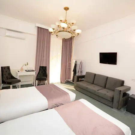 Hotel Andre'S-3