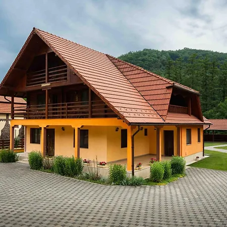 Cabana Sargetia-3